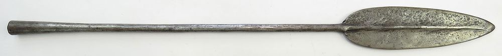 Lot 321: AN AFRICAN SPEARHEAD