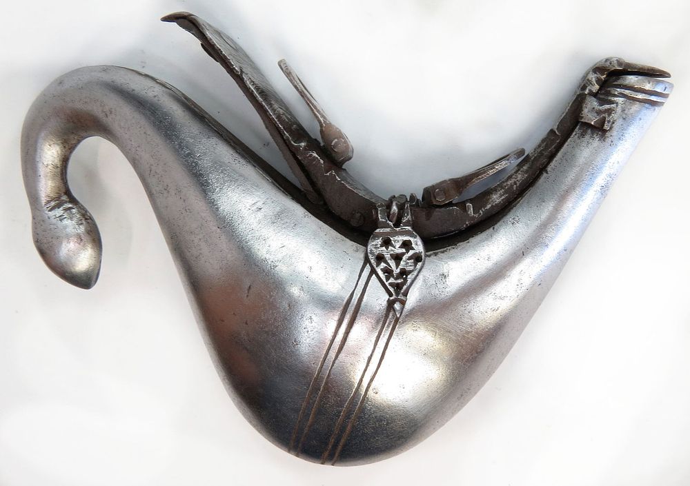 Lot 354: A PERSIAN BARUTDAN PRIMING FLASK
