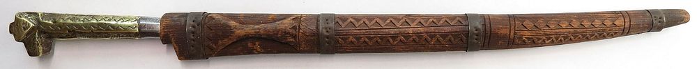 Lot 363: AN ALGERIAN FLYSSA DAGGER