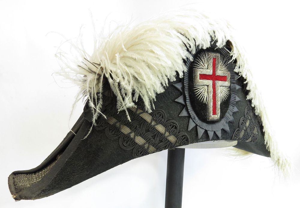 Lot 326: A KNIGHTS OF COLUMBUS BICORN CAP