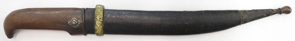 Lot 377: A RARE CAUCASIAN BEBUT DAGGER
