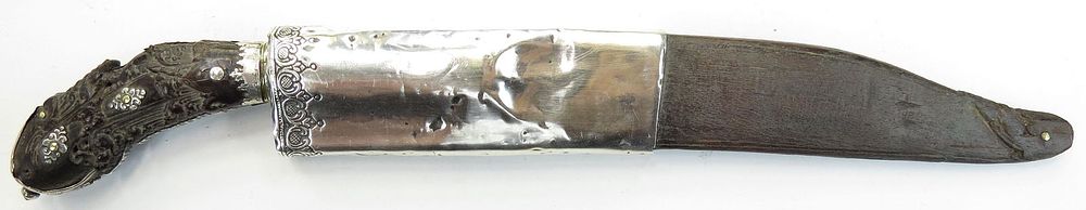 Lot 155: A FINE SRI LANKAN PIHA KAETTA DAGGER