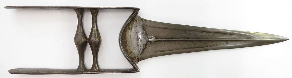 Lot 177: AN INDIAN KATAR DAGGER
