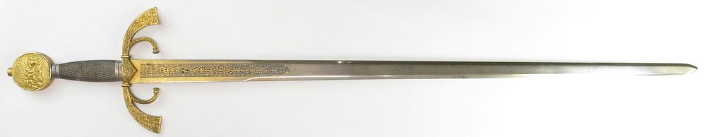 Lot 322: A REPLICA SPANISH BROADSWORD