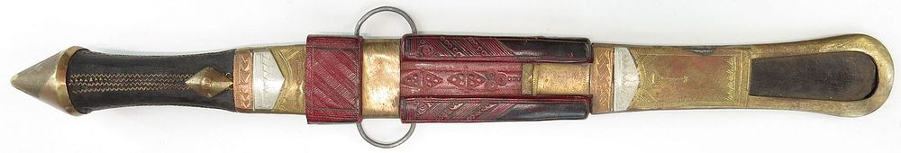 Lot 338: A TUAREG DAGGER