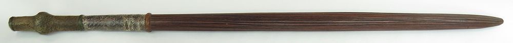 Lot 172: A RARE SOUTH SUDANESE WARCLUB