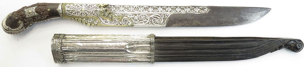 Lot 240: A FINE SRI LANKAN PIHA KAETTA DAGGER