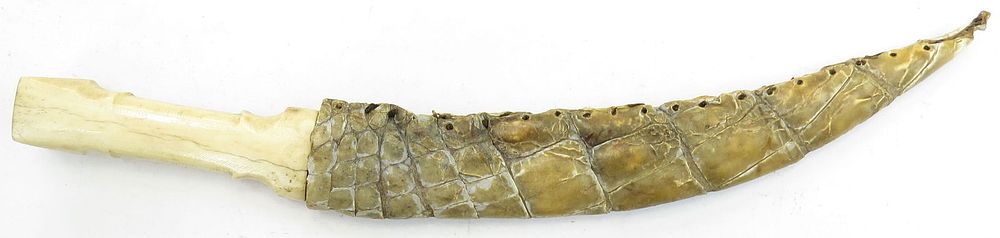 Lot 253: A SUDANESE DAGGER