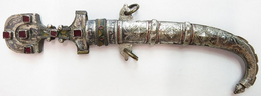 Lot 327: A MOROCCAN CHILDS KOUMYA DAGGER