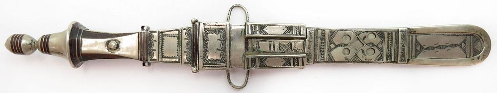 Lot 329: A FINE TUAREG DAGGER