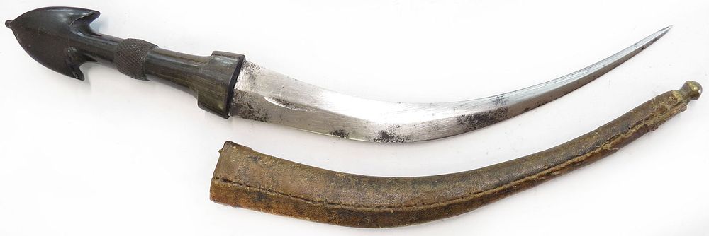 Lot 330: A MARSH ARAB DAGGER