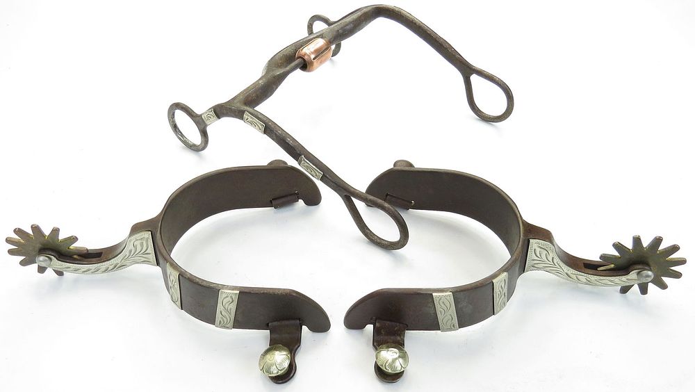 Lot 363: A SET OF WESTERN SPURS AND BIT