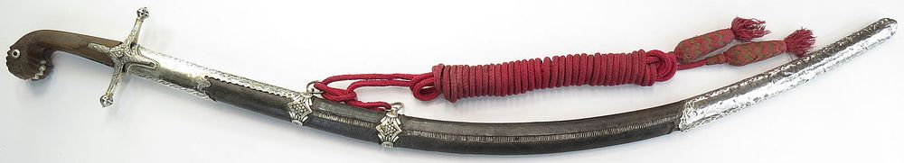 Lot 226: A FINE OTTOMAN SHAMSHIR SWORD
