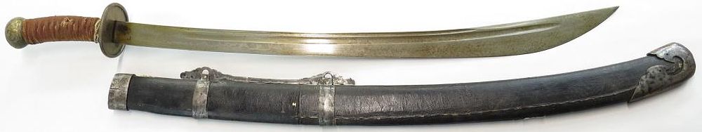 Lot 238: A CHINESE QING DYNASTY NUWEIDAO SABER SWORD