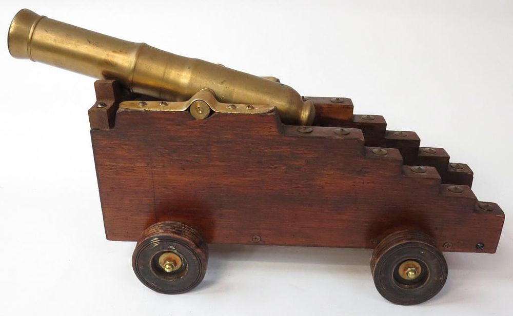 Lot 274: A LARGE BLACK POWDER CANNON