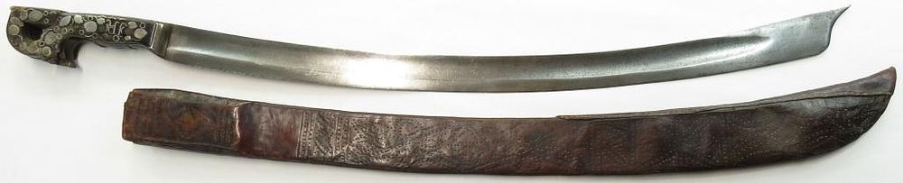 Lot 279: A RARE SPANISH MOROCCAN SABER SWORD