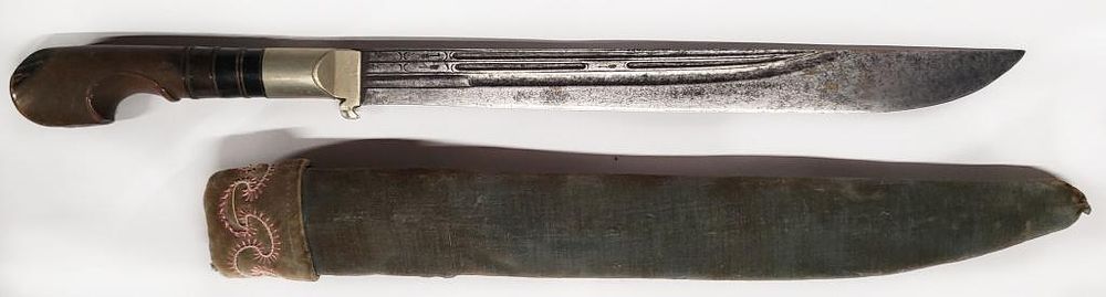 Lot 326: AN OTTOMAN SURMENE DAGGER