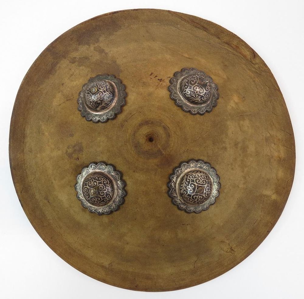 Lot 388: AN INDIAN DHAL SHIELD