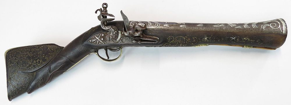 Lot 162: AN OTTOMAN FLINTLOCK BLUNDERBUSS