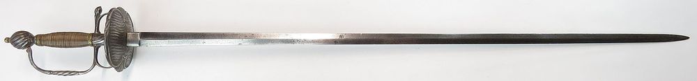 Lot 178: A RARE TRANSITIONAL SMALLSWORD