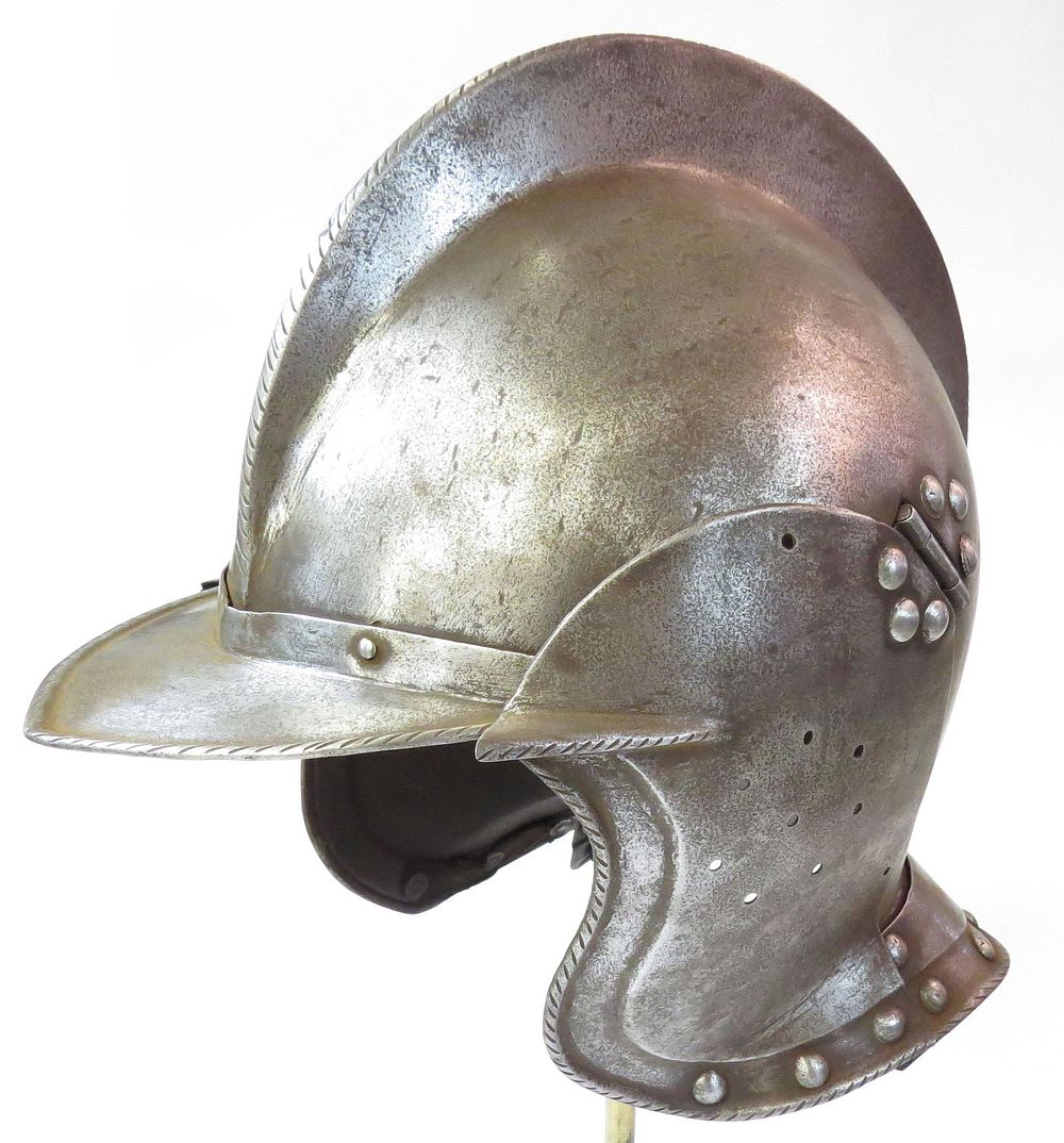 Lot 179: A BURGONET HELMET