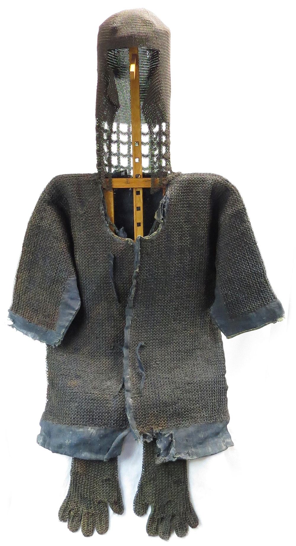 Lot 196: A RARE JAPANESE KUSARI KATABIRA CONCEALED ARMOR