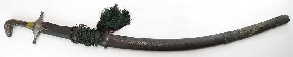Lot 259: A SYRIAN BEDOUIN SHAMSHIR SWORD
