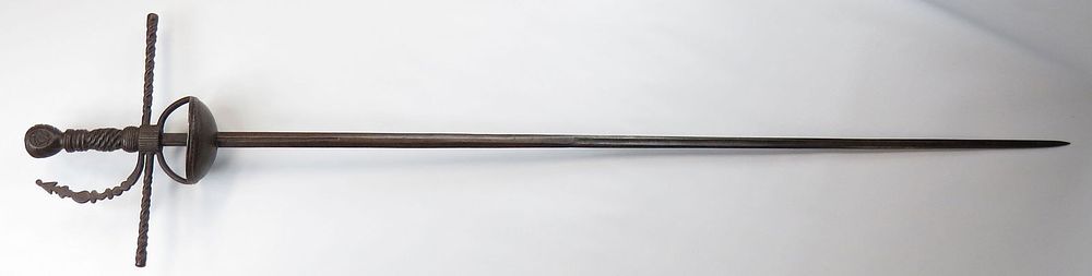 Lot 386: A SPANISH COLONIAL RAPIER SWORD