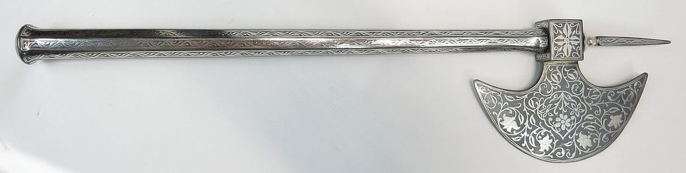 Lot 397: AN INDO PERISAN BATTLEAXE