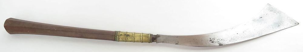 Lot 303: A MORO PANABAS AXE