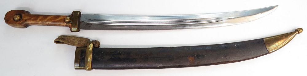 Lot 324: AN IMPERIAL RUSSIAN M 1907 BEBUT SHORTSWORD