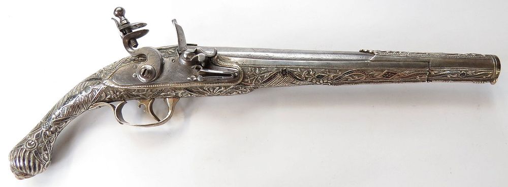 Lot 336: A GREEK FLINTLOCK KOUMPOURA PISTOL