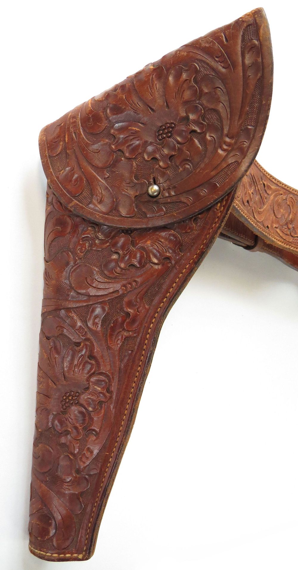 Lot 415: A FINE LEATHER PISTOL RIG