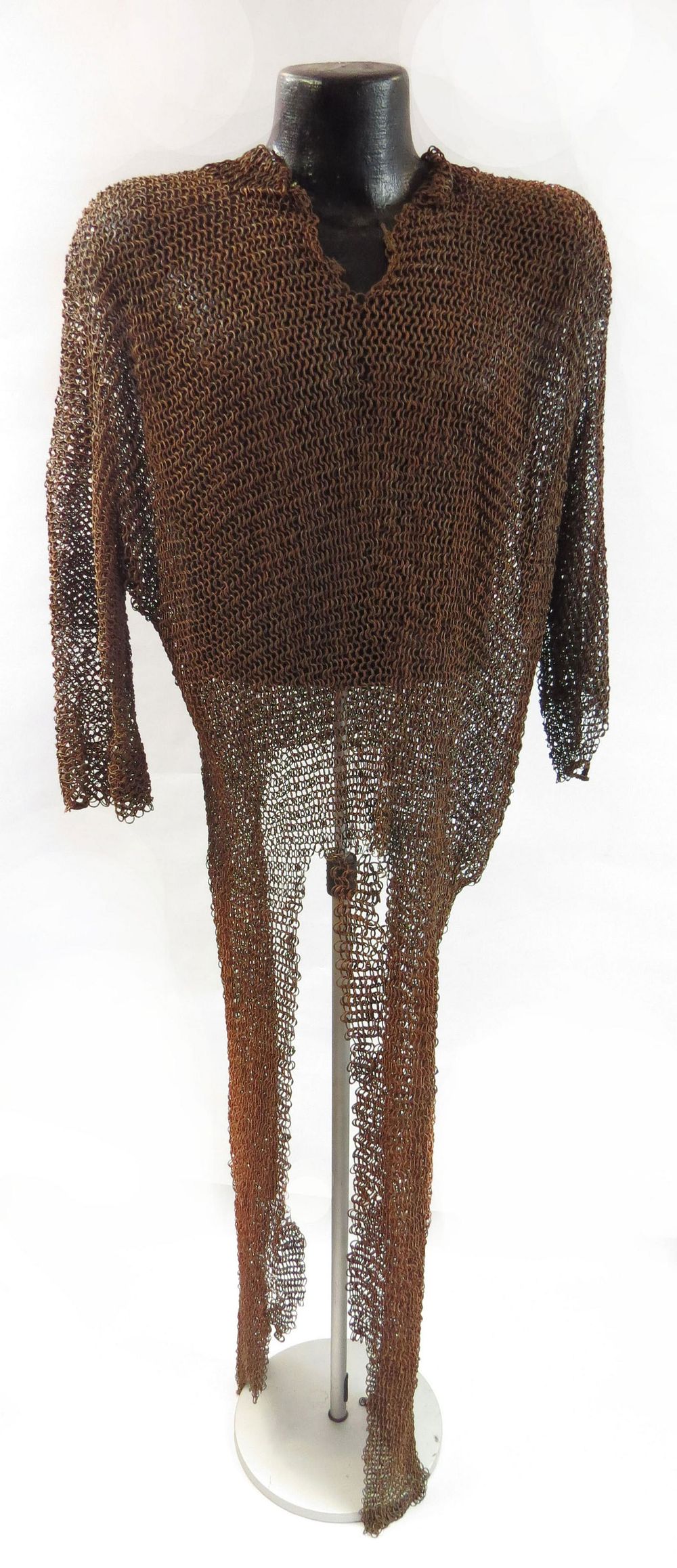 Lot 425: A RARE PERSIAN MAIL COAT