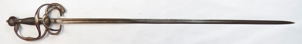 Lot 441: A SPANISH COLONIAL RAPIER SWORD