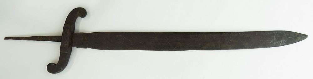 Lot 471: AN EXCAVATED CONFEDERATE FIGHTING KNIFE
