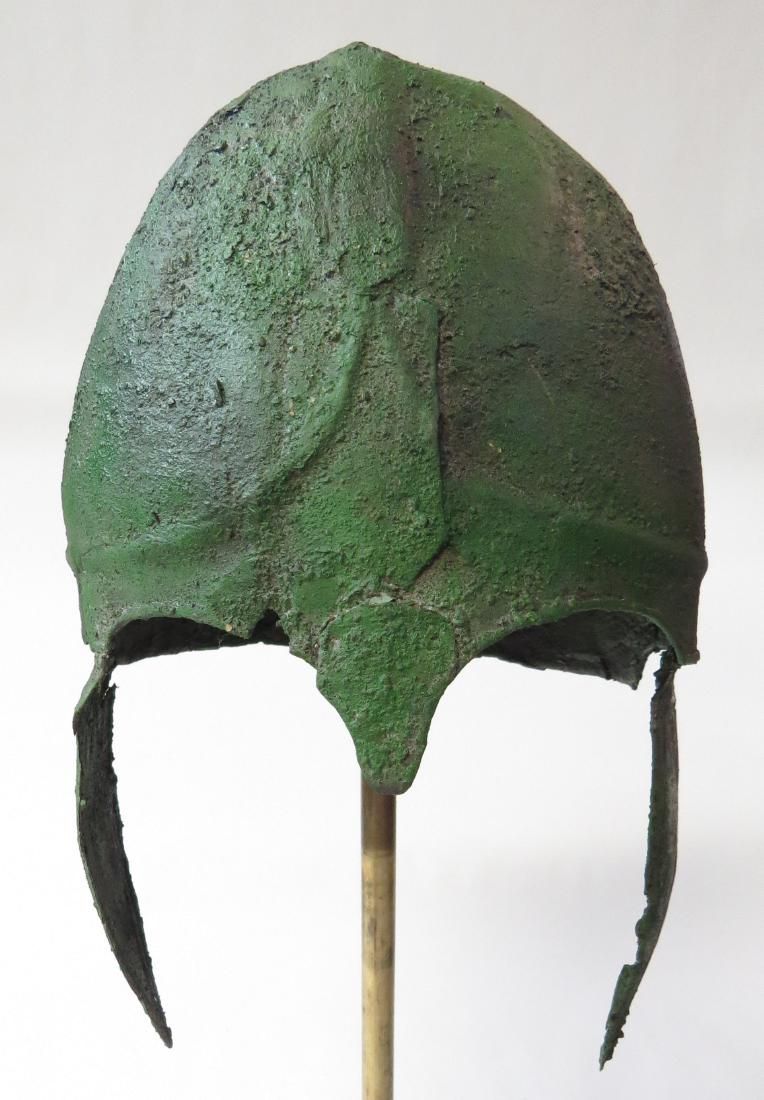 Lot 233: A RARE SCYTHIAN BRONZE CHALCIDIAN HELMET