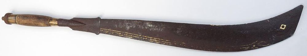 Lot 247: AN INDIAN RAM DAO SWORD