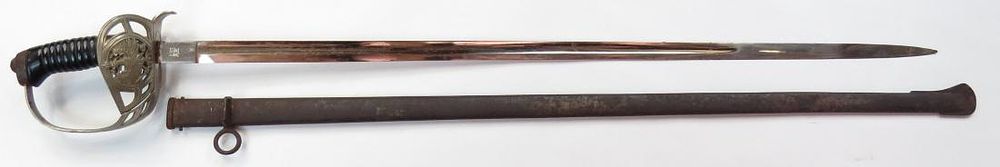 Lot 298: AN IMPERIAL GERMAN M 1899 OFFICERS DEGEN SWORD