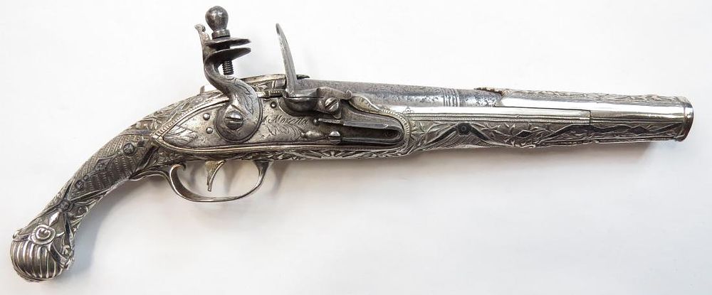 Lot 321: A GREEK FLINTLOCK KOMPOURA PISTOL