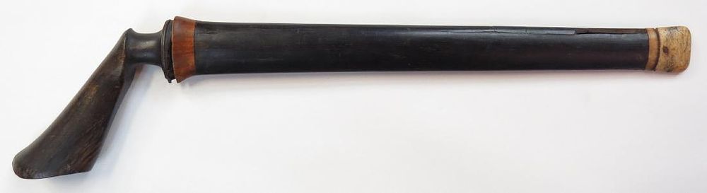 Lot 432: A SUMATRAN BADEK DAGGER