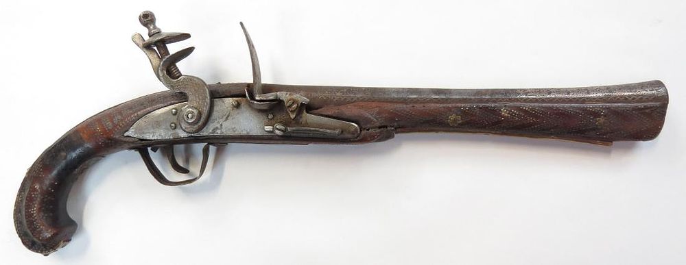 Lot 435: A RARE SOUTH INDIAN FLINTLOCK PISTOL
