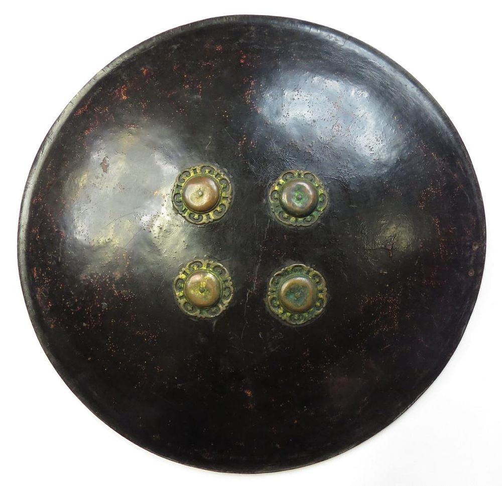 Lot 461: AN INDIAN DHAL SHIELD