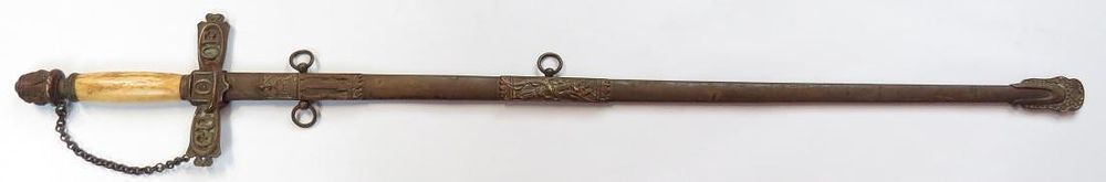 Lot 471: AN ODD FELLOWS SWORD