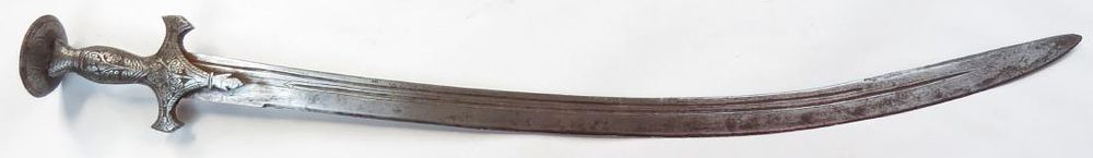 Lot 491: AN INDIAN TULWAR SWORD