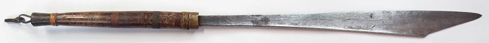 Lot 510: A RARE FLORES ISLAND SWORD