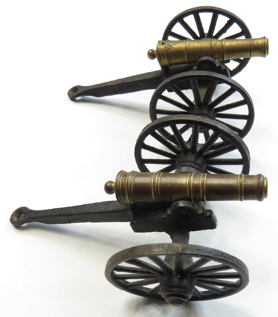 Lot 542: A PAIR OF MODEL CANNONS