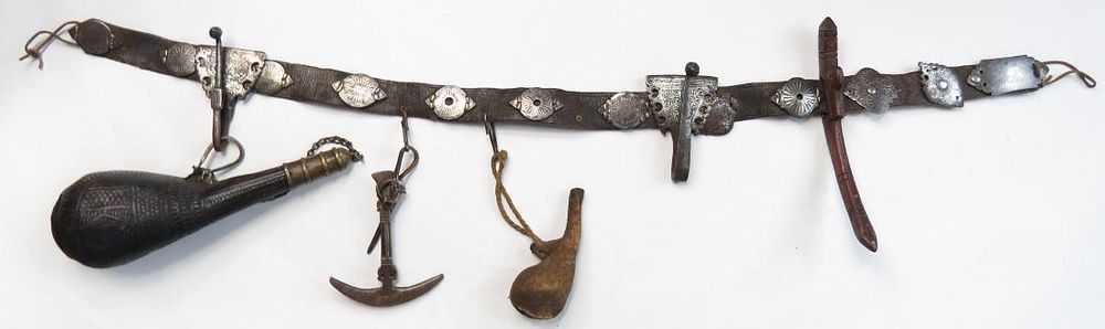 Lot 161: A RARE AFGHAN MUSKETEERS BELT