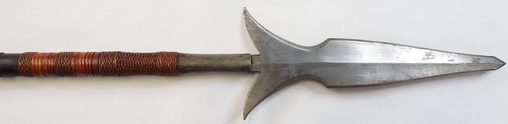Lot 166: A FINE PHILIPPINES FALFEG SPEAR