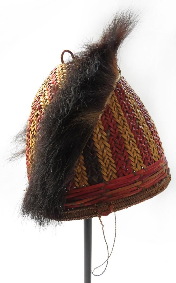 Lot 211: A RARE NAGA WARCAP